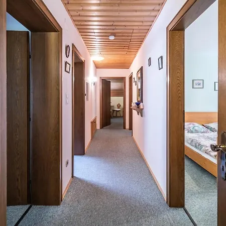 Haus Marianne Апартаменты Хоф у Зальцбурга