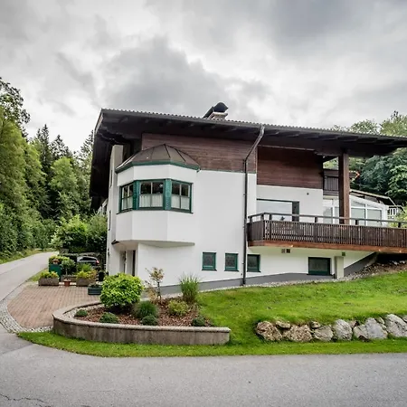 Haus Marianne 아파트 *